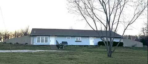 2179 Cantrell Rd, Mansfield, MO 65704