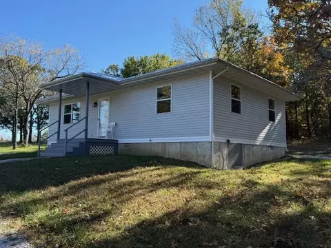 3461 S 90th Rd, Flemington, MO 65650