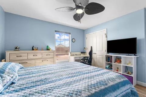 Bedroom - 217 Redwine Ave, Branson, MO 65616 photo 3 of 3