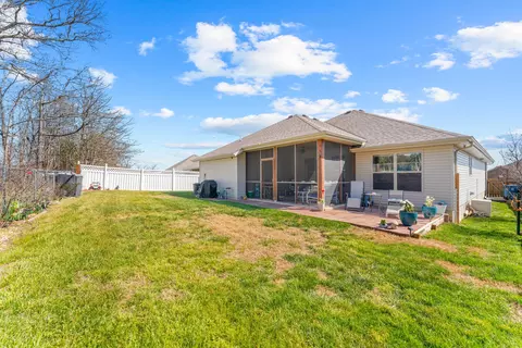 Exterior - 217 Redwine Ave, Branson, MO 65616 photo 6 of 6