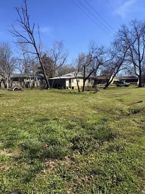107 S Beeman St, Pineville, MO 64856 photo 33