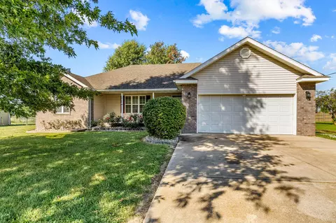 219 Melinda St, Seymour, MO 65746