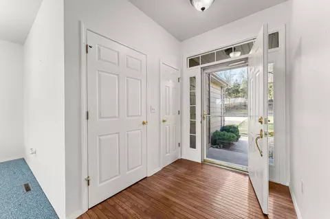 Entry Way - 511 Cozy Ln, Branson, MO 65616 photo 1 of 2