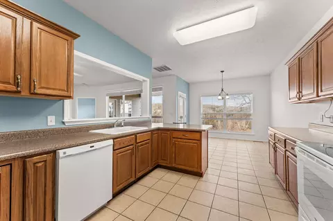 Kitchen - 511 Cozy Ln, Branson, MO 65616 photo 4 of 4