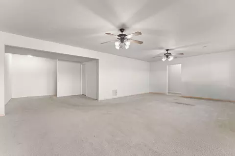 Living - 511 Cozy Ln, Branson, MO 65616 photo 7 of 8