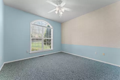 Bedroom - 511 Cozy Ln, Branson, MO 65616 photo 5 of 7