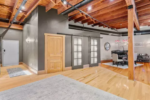 509 W Olive St #201, Springfield, MO 65806 photo 5