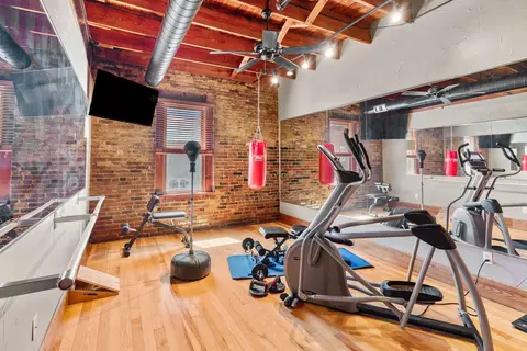 509 W Olive St #201, Springfield, MO 65806 photo 31