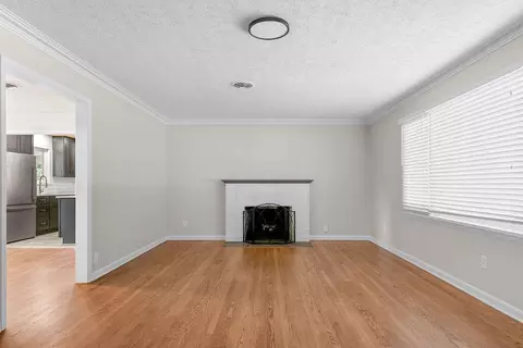 1845 S Link Ave, Springfield, MO 65804 photo 9