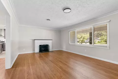 1845 S Link Ave, Springfield, MO 65804 photo 6