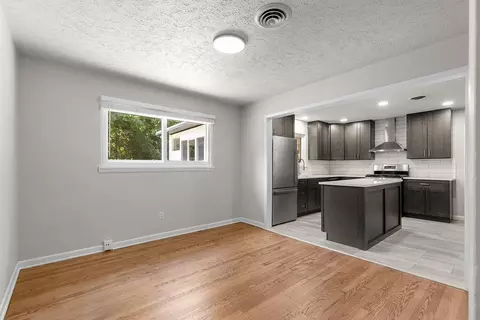 1845 S Link Ave, Springfield, MO 65804 photo 10