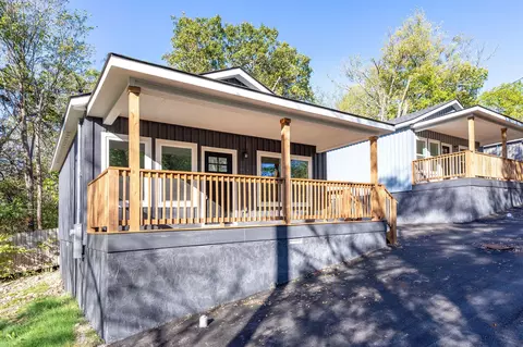 181 Sagers Ln, Hollister, MO 65672