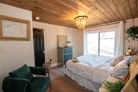 Bedroom - 6407 N 25th St, Ozark, MO 65721 photo 6 of 8