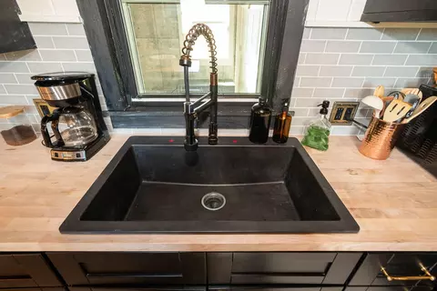 Kitchen - 6407 N 25th St, Ozark, MO 65721 photo 6 of 6