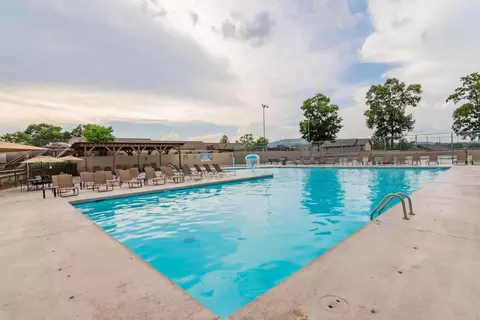 Exterior - 123 Bunker Ridge Dr #4, Branson, MO 65616 photo 6 of 9