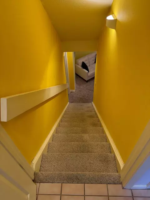 Entry Way - 3440 S Delaware Ave #129, Springfield, MO 65804 photo 4 of 4