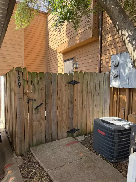 Exterior - 3440 S Delaware Ave #129, Springfield, MO 65804 photo 5 of 7