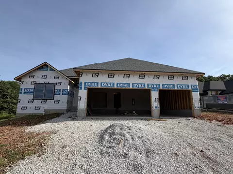 1765 W Gaslight Dr, Springfield, MO 65810
