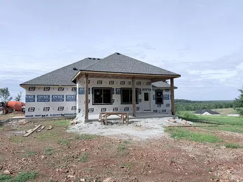 Exterior - 1765 W Gaslight Dr, Springfield, MO 65810 photo 3 of 8