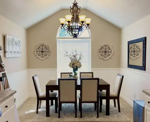 Dining - 3249 S Creekside Dr, Springfield, MO 65807 photo 1 of 1