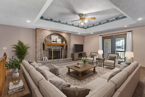 Living - 1476 E Peartree Dr, Ozark, MO 65721 photo 5 of 10