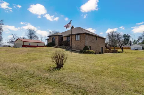 Exterior - 1476 E Peartree Dr, Ozark, MO 65721 photo 7 of 10