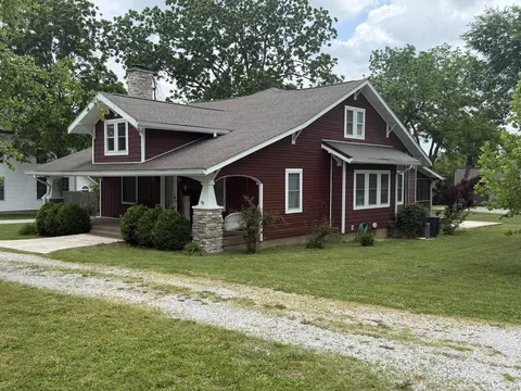 310 S Main St, Licking, MO 65542