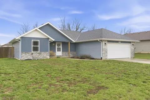 Exterior - 208 E Seminole St, Strafford, MO 65757 photo 13 of 13