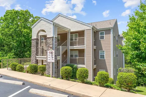 101 Westwood Dr #101, Kimberling City, MO 65686