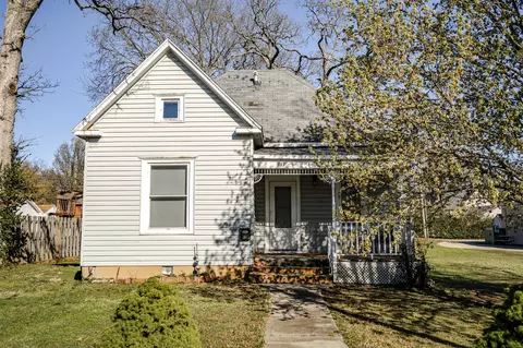 917 7th St, Monett, MO 65708 photo 3
