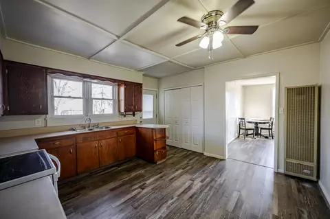 917 7th St, Monett, MO 65708 photo 23
