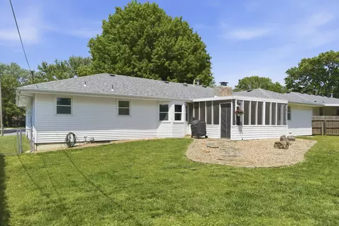 Exterior - 3056 E Rocklyn Rd, Springfield, MO 65804 photo 7 of 8