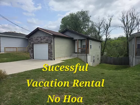 314 W College St, Branson, MO 65616