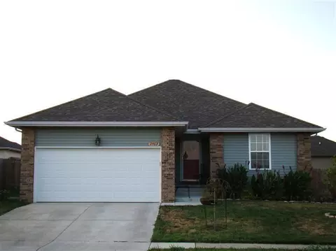 2463 W Cedar Creek Dr, Springfield, MO 65803