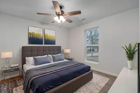 Bedroom - 1113 E Smith St, Springfield, MO 65803 photo 3 of 5