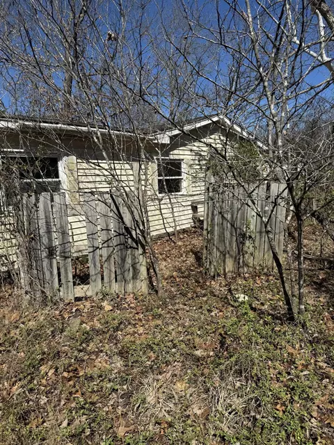 257 Robin Dr, Shell Knob, MO 65747