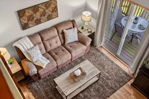 Living - 26 Fall Creek Trl #10, Branson, MO 65616 photo 8 of 8