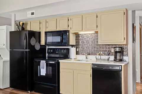 Kitchen - 26 Fall Creek Trl #10, Branson, MO 65616 photo 2 of 4