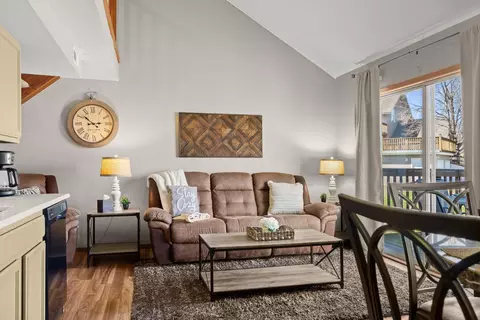 Living - 26 Fall Creek Trl #10, Branson, MO 65616 photo 7 of 8