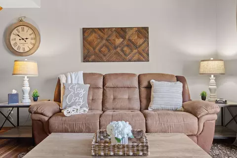 Living - 26 Fall Creek Trl #10, Branson, MO 65616 photo 6 of 8