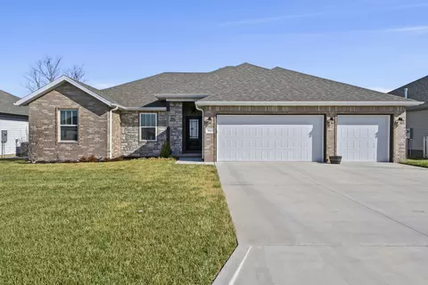 Exterior - 2841 E Bradford St, Republic, MO 65738 photo 1 of 13