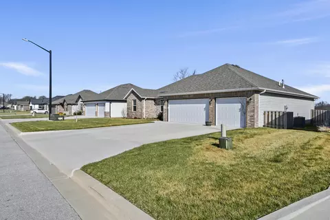 Exterior - 2841 E Bradford St, Republic, MO 65738 photo 13 of 13
