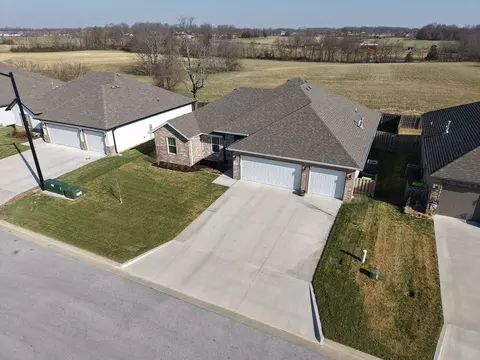 View/Area - 2841 E Bradford St, Republic, MO 65738 photo 1 of 4