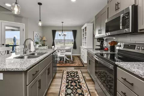 Kitchen - 2841 E Bradford St, Republic, MO 65738 photo 4 of 10