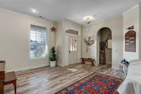Entry Way - 922 N Ridgemont Rd, Republic, MO 65738 photo 1 of 3