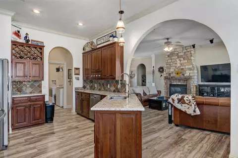 Kitchen - 922 N Ridgemont Rd, Republic, MO 65738 photo 3 of 5