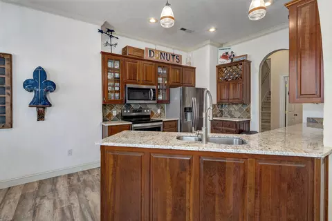 Kitchen - 922 N Ridgemont Rd, Republic, MO 65738 photo 1 of 5