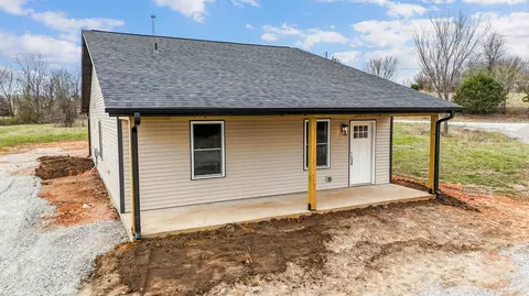 7938 N Blockade Vlg, Seligman, MO 65745