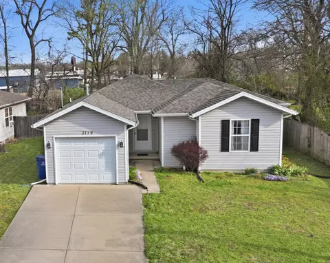 3119 W Water St, Springfield, MO 65802