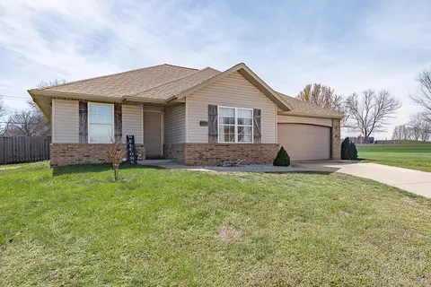 987 S Natalie Ave, Springfield, MO 65802